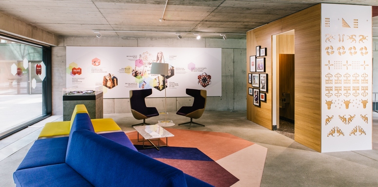 An elaborately designed showroom makes the look and feel of the mall tangible even before its completion and uses lots of detail to display how the overarching theme of diversity can play consistently on the design. Credit: Schwitzke Graphics