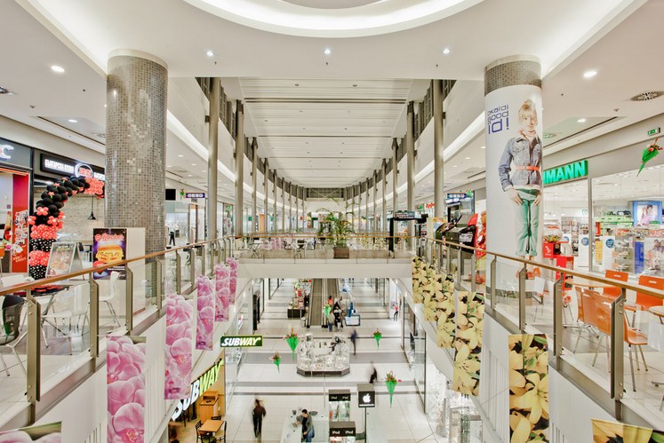 The electronics chain Techmart continued to expand in malls. After opening a store in Mall Varna in 2015, the retailer opened another one in Burgas Plaza. Image: Burgas Plaza