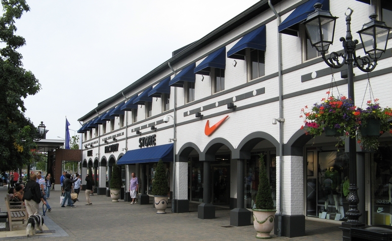 Designer Outlet Roermond in front - ACROSS | The European Placemaking Magazine