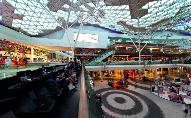 Westfield London Food Court, lamhkczbb