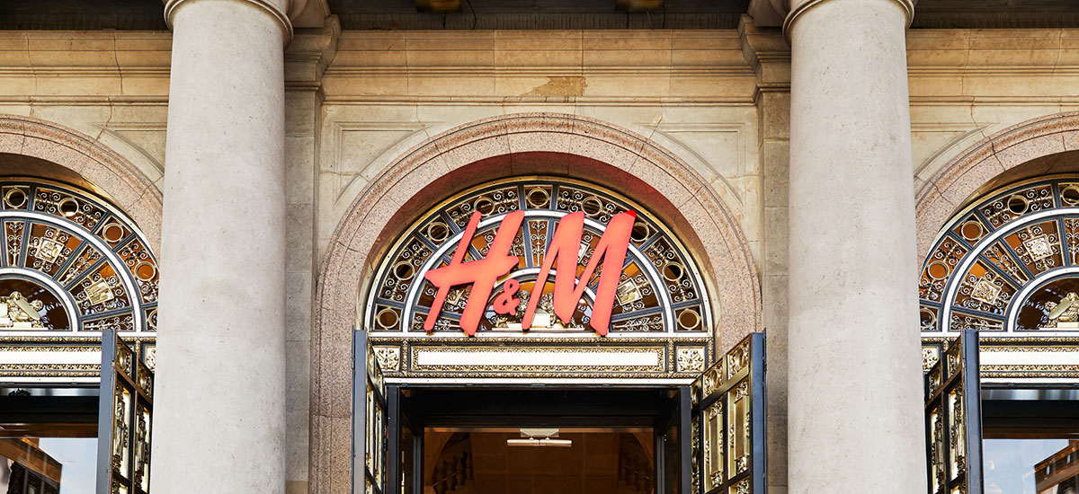 Tilsvarende Kvalifikation mørk Germany: H&M, Adidas and Deichmann do not want to pay rent anymore - ACROSS  | The European Placemaking Magazine