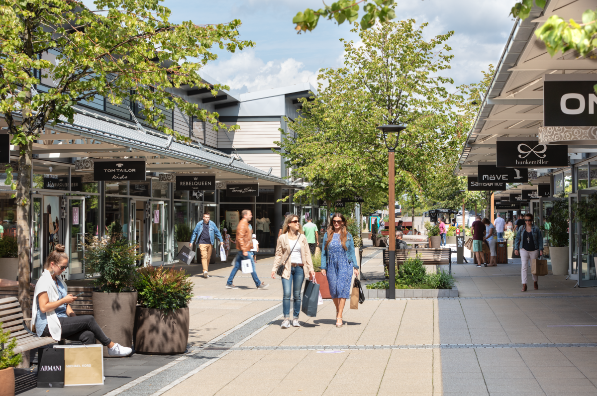 ZweibruckenFashionOutlet ACROSS