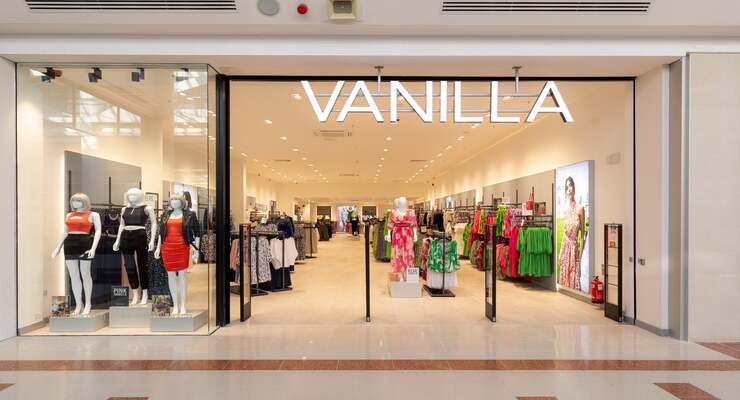 Vanilla in Merry Hill /// credit: Aver, Vanilla