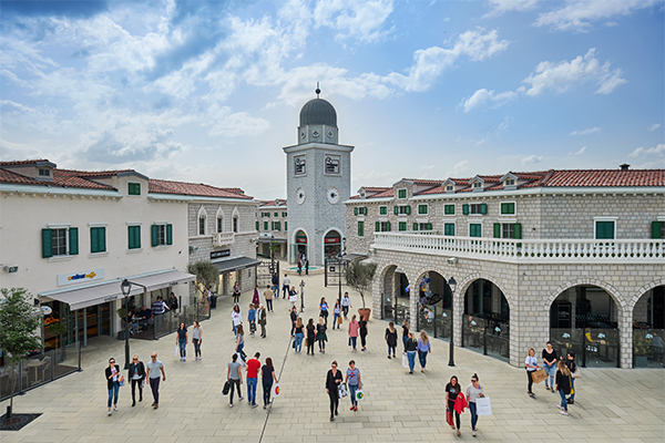 Designer Outlet Croatia, Zagreb /// credit: ROS Retail Outlet Shopping