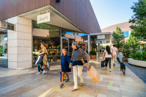 NEINVER Viladecans The Style Outlets /// credit: NEINVER