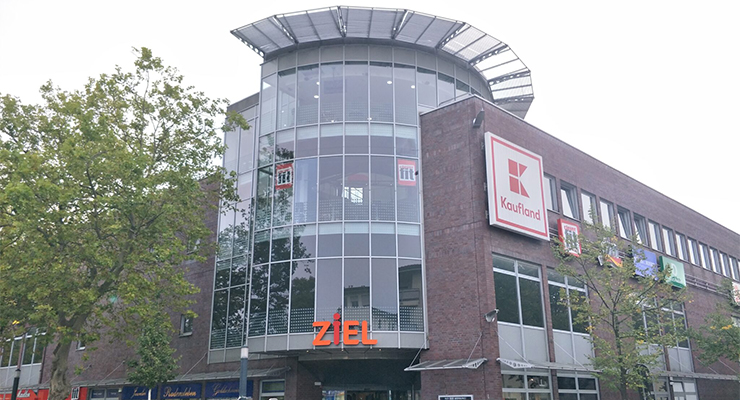 The ZIEL shopping center in Hennigsdorf near Berlin is one of the 8 retail properties that MEC will manage on behalf of KGAL in the future. /// credit: MEC