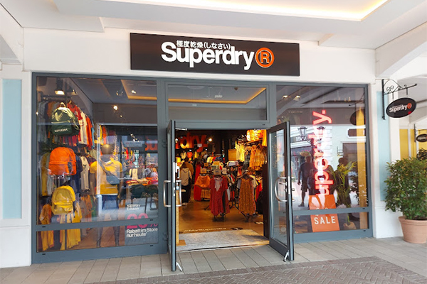 Superdry at Deisgner Outlet Parndorf. /// credit: Designer Outlet Parndorf