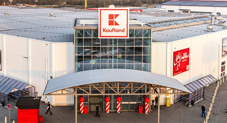 In just one week, conversion teams converted the former Real store to Kaufland. /// credit: Kaufland