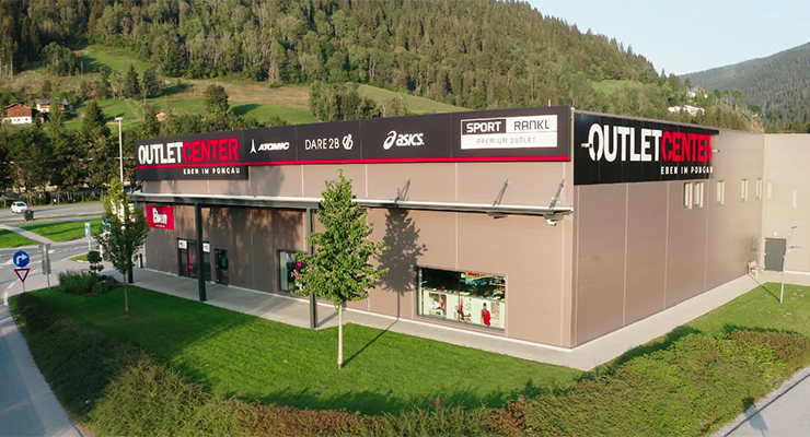 The premium outlet center in the heart of Salzburgerland: Eben im Pongau, Germany. /// credit: FOC Retail Service