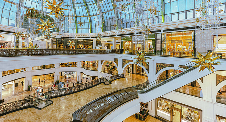 Mall of Emirates interior, Dubai. /// credit: MK Illumination