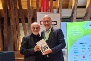 ACSP chairman Christoph Andexlinger (right) with smart-city pioneer professor Carlos Moreno at the ACSP congress in Vienna.
