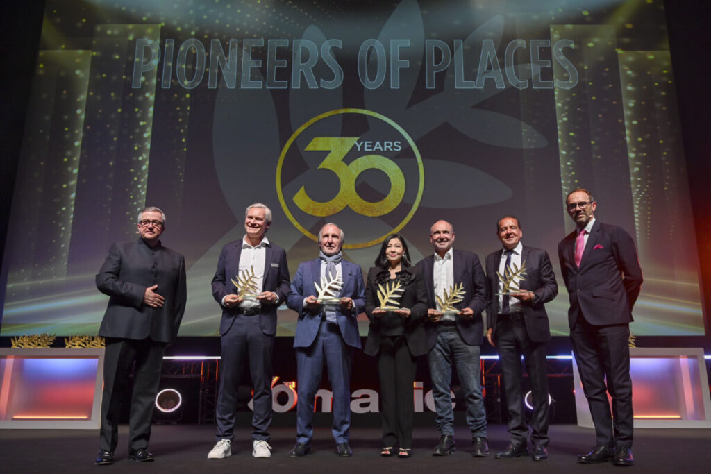 Pioneers of Places | © E. Megret - Image & Co