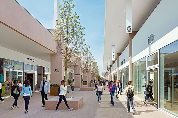 Torino Outlet, one of the most improved centers of the year. | © Rocchia Real Estate Development & Project Management