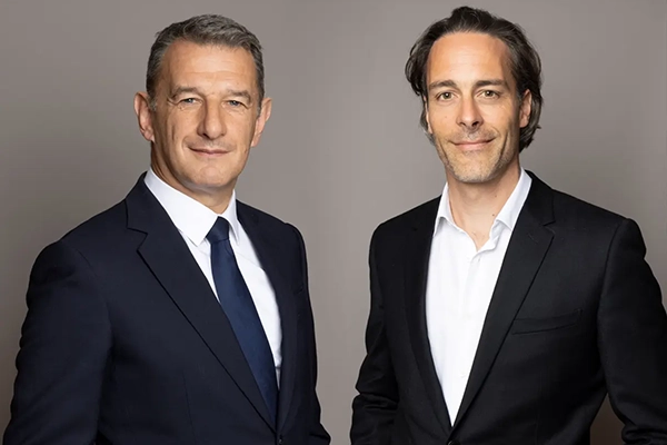 From left: Jean-Marie Tritant and Vincent Rouget, CEO and CEO-elect of URW | © URW