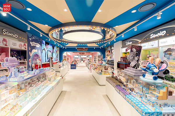 The country's largest MINISO store in Düsseldorf, Germany /// © MINISO